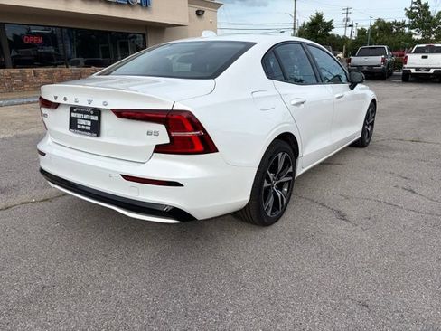 Used 2024 Volvo S60 B5 Core FWD image 7