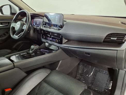 Used 2023 Nissan Rogue Platinum w/ Platinum Premium Package image 7