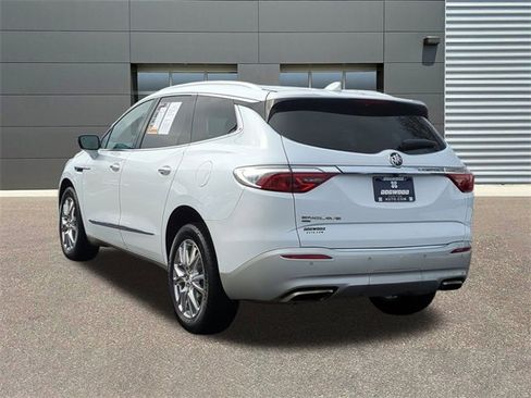 Used 2023 Buick Enclave Essence w/ Experience Buick Package image 5