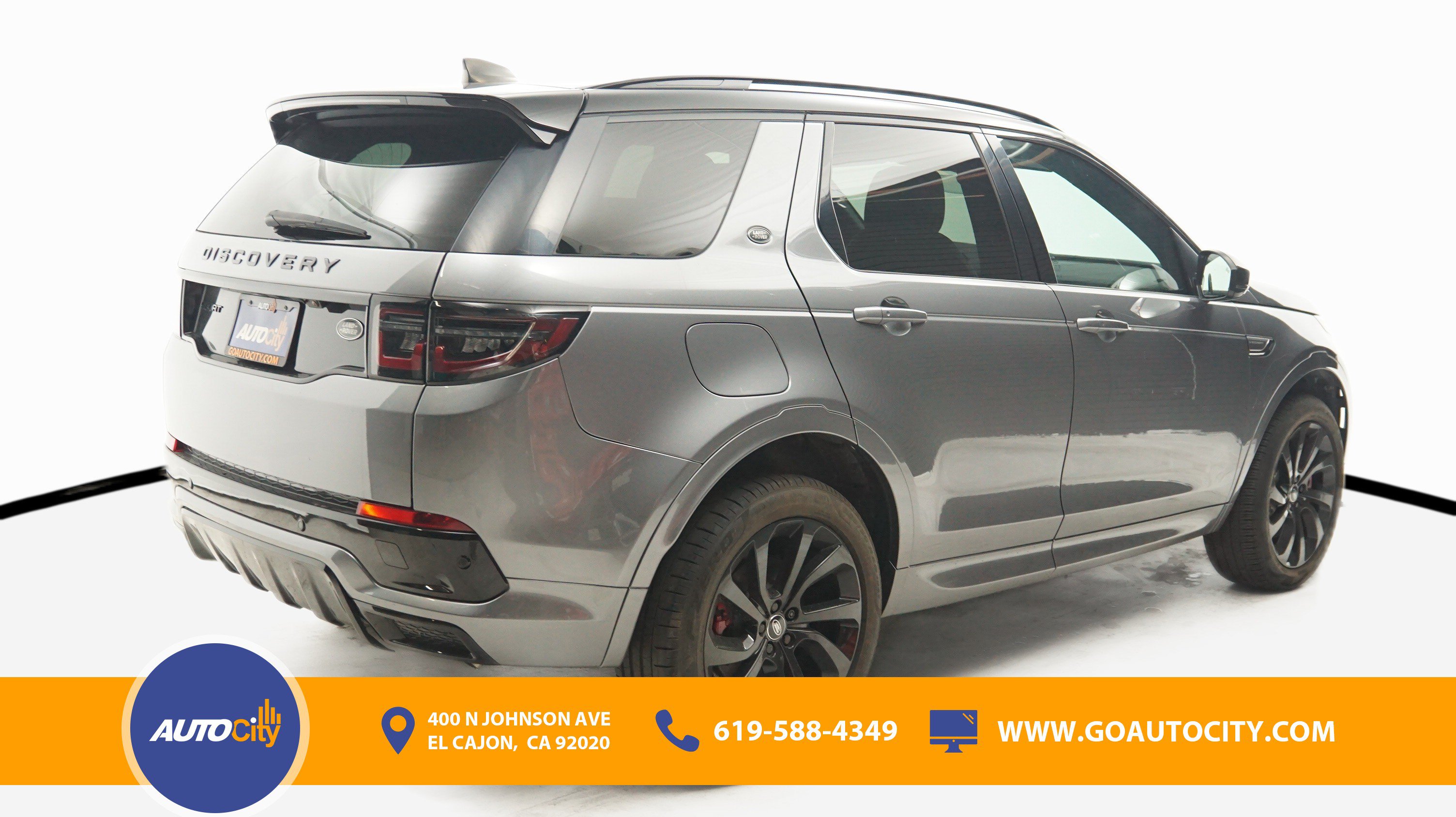 Used 2023 Land Rover Discovery Sport SE R-Dynamic AWD/4WD image 6