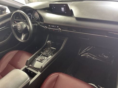 Used 2024 MAZDA MAZDA3 s image 27