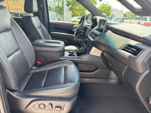 Used 2024 Chevrolet Suburban LT AWD/4WD image 51