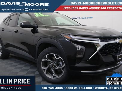 Used 2025 Chevrolet Trax LT