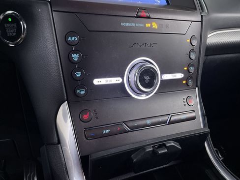 Used 2020 Ford Edge ST w/ Cold Weather Package AWD/4WD image 16