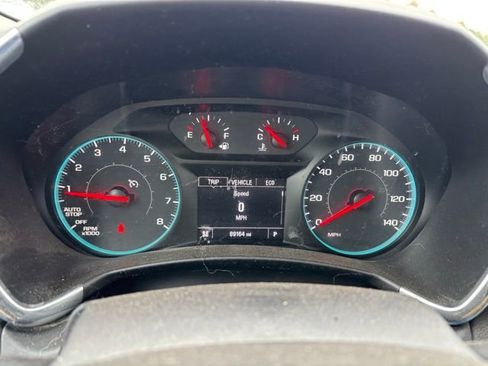 Used 2018 Chevrolet Equinox LT image 11