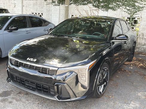 Certified 2025 Kia K4 GT-Line w/ GT-Line Premium Package FWD image 3