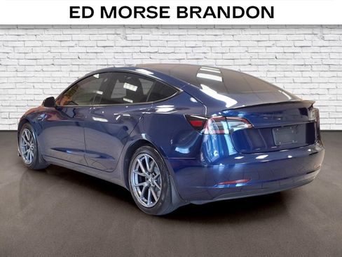 Used 2021 Tesla Model 3 Standard Range Plus RWD image 3