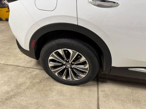 Certified 2025 Buick Envision Preferred image 8