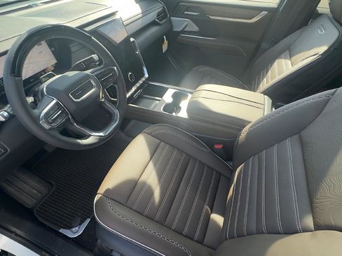 New 2026 GMC Acadia Denali Ultimate image 18