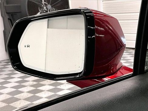 Used 2023 Cadillac XT6 Sport w/ Technology Package image 35