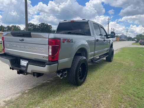 Used 2022 Ford F250 XLT w/ FX4 Off-Road Package AWD/4WD image 6