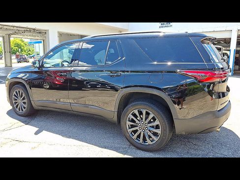 Used 2022 Chevrolet Traverse RS AWD/4WD image 6
