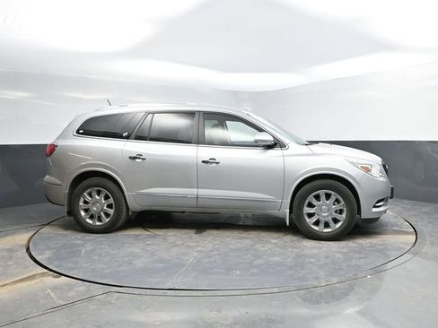 Used 2017 Buick Enclave Leather w/ Trailering Package image 12