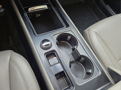 Used 2023 Lincoln Corsair AWD image 29