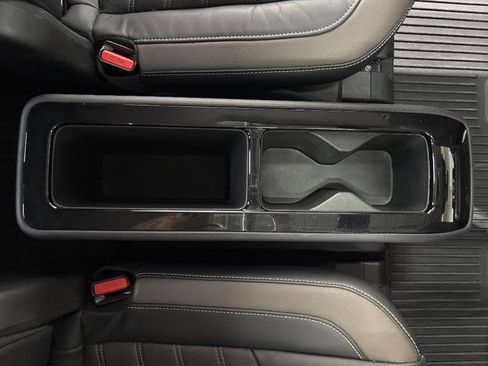 Used 2023 Nissan Pathfinder Platinum image 24