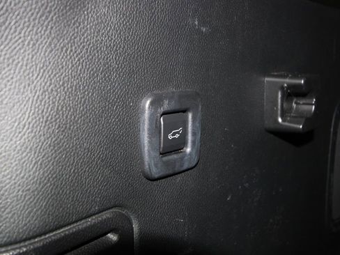 Used 2016 Lincoln Navigator L Select image 39