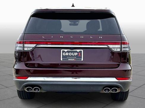Used 2020 Lincoln Aviator Reserve image 4