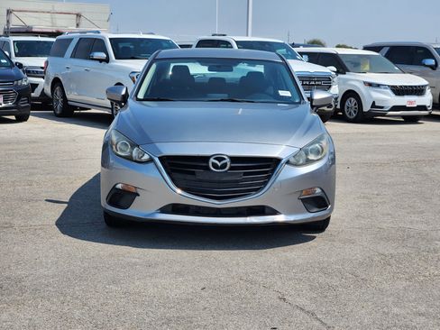 Used 2016 MAZDA MAZDA3 i Sport FWD image 2