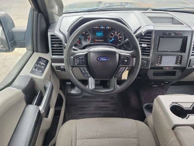 Used 2017 Ford F150 XLT AWD/4WD image 8