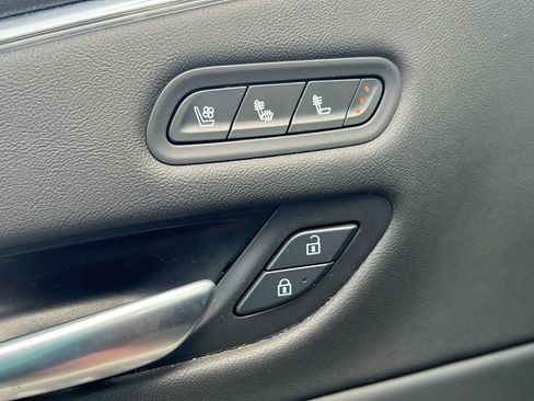 Used 2024 Cadillac Escalade Sport image 14