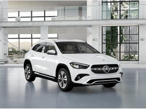 Used 2026 Mercedes-Benz GLA 250 4MATIC image 10