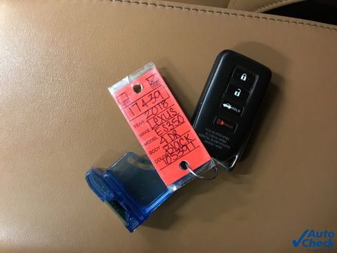 Used 2018 Lexus ES 350 w/ Navigation System Package image 50