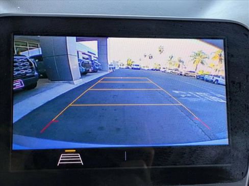 Used 2020 Chevrolet Malibu LT image 13