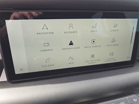 Used 2020 Land Rover Defender 110 HSE image 24