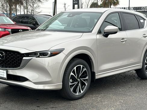 New 2025 MAZDA CX-5 AWD 2.5 S w/ Preferred Package image 4