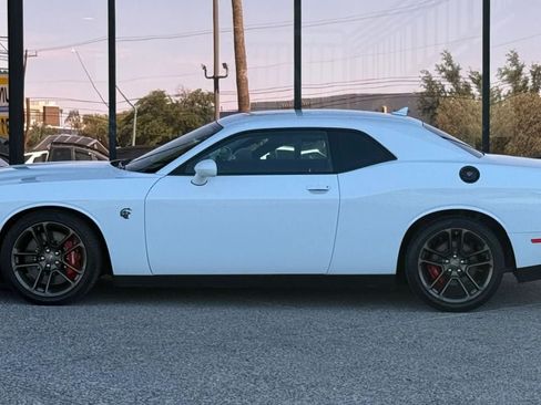 Used 2021 Dodge Challenger SRT Hellcat Redeye RWD image 4