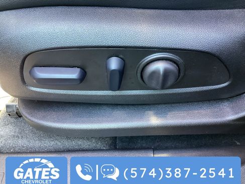 Used 2024 Chevrolet Equinox RS image 19