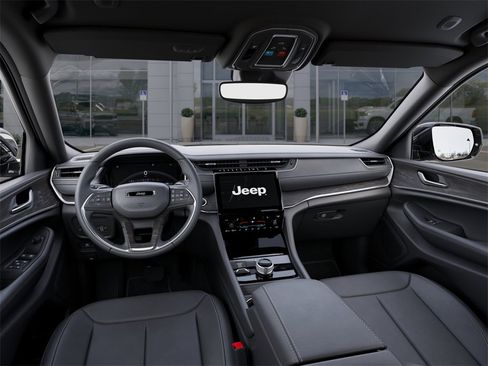 New 2025 Jeep Grand Cherokee L Limited image 14