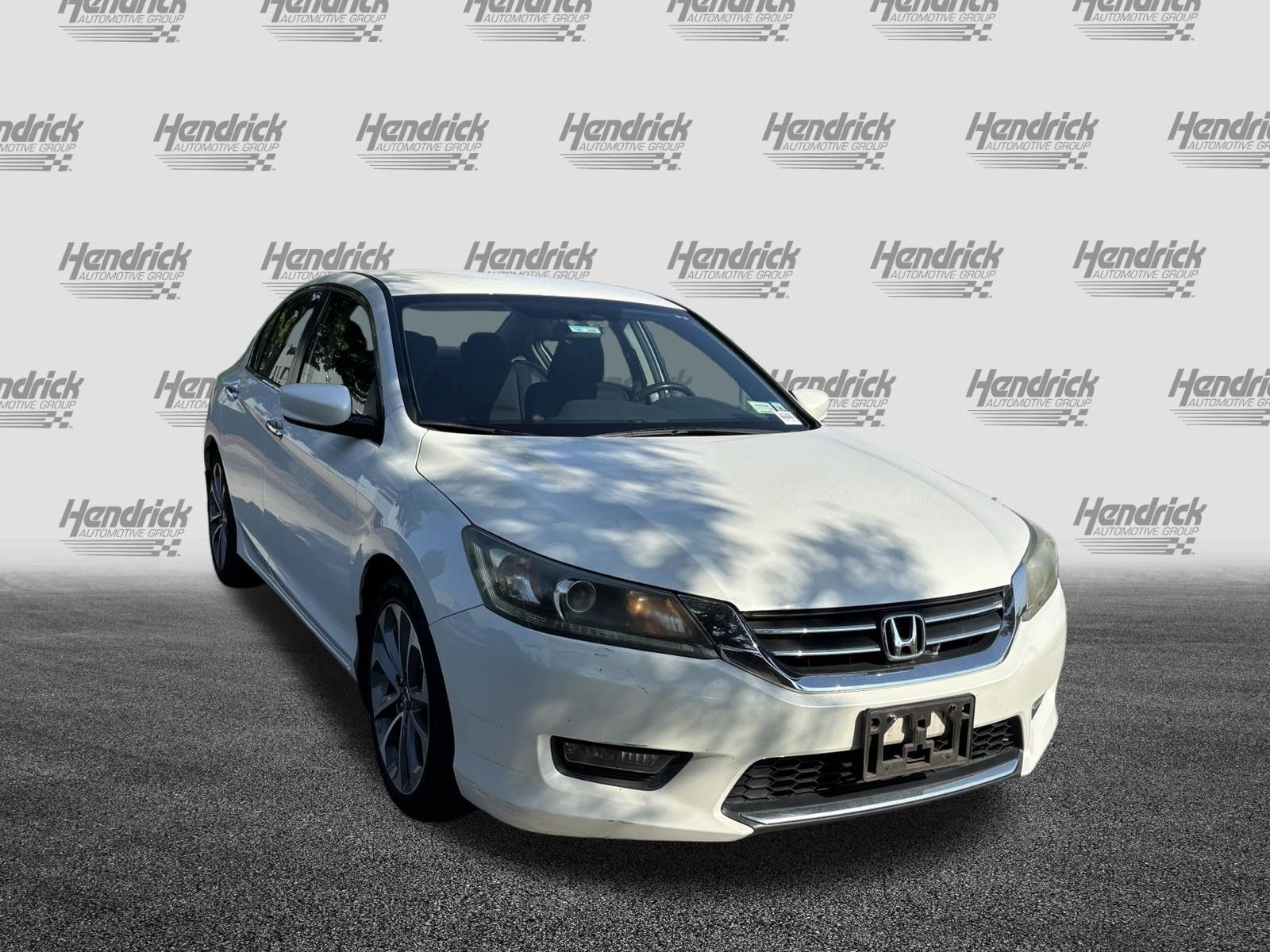Used 2015 Honda Accord Sport image 2