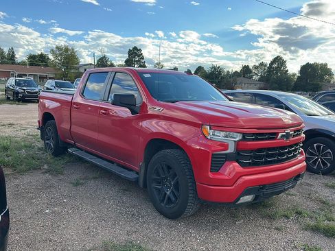Used 2023 Chevrolet Silverado 1500 RST AWD/4WD image 4