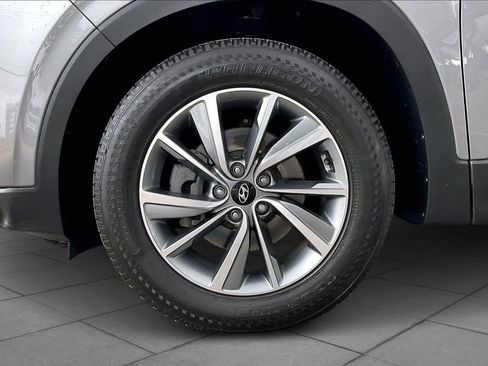 Used 2020 Hyundai Santa Fe SEL w/ Convenience Package image 8