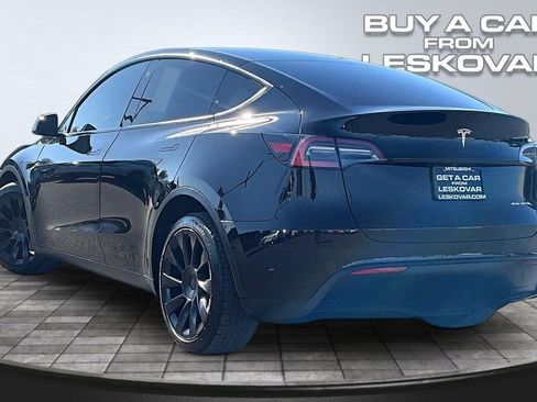 Used 2021 Tesla Model Y Long Range AWD/4WD image 2