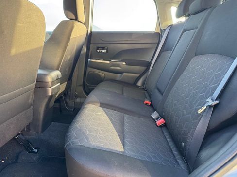 Used 2021 Mitsubishi Outlander Sport SE FWD image 5
