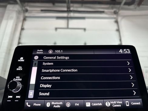 Used 2025 Honda Pilot TrailSport image 37