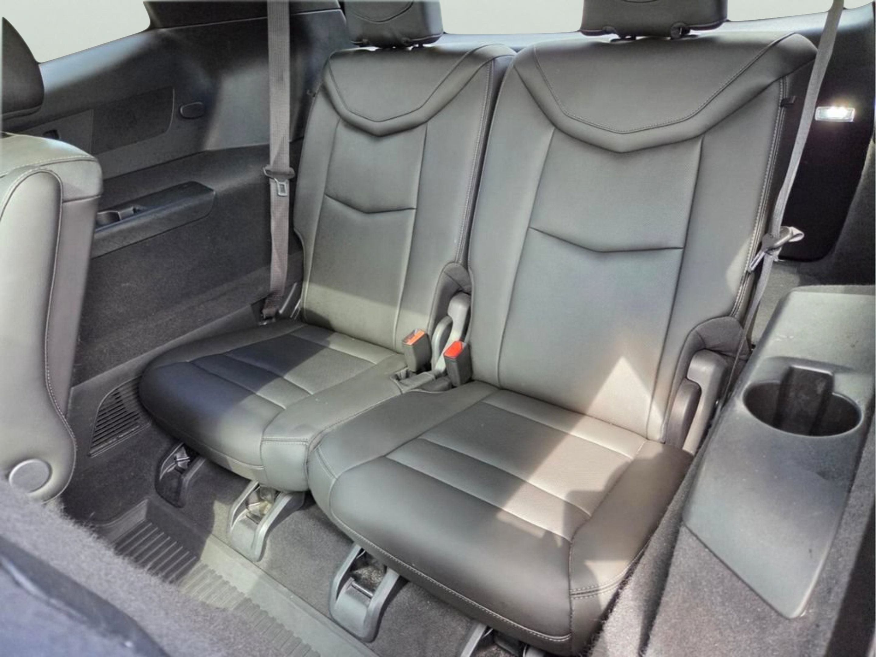Used 2020 Cadillac XT6 Premium Luxury FWD image 12