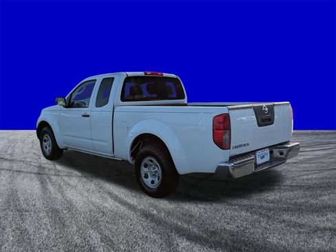 Used 2011 Nissan Frontier S w/ S Preferred Pkg RWD image 6