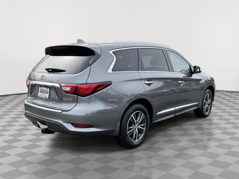 Used 2016 INFINITI QX60 AWD w/ Premium Plus Package image 6