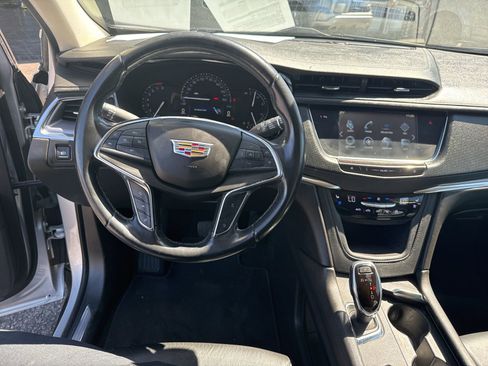 Used 2019 Cadillac XT5 Premium Luxury image 20