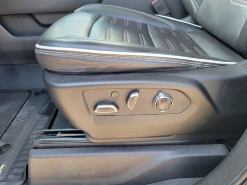 Used 2022 GMC Sierra 1500 AT4X image 26