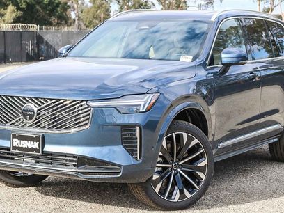 New 2026 Volvo XC90 T8 Plus