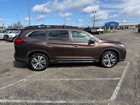 Used 2019 Subaru Ascent Touring AWD/4WD image 6