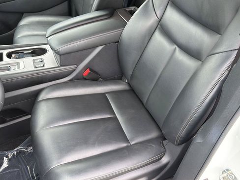Used 2024 Nissan Murano SV FWD image 29