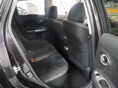 Used 2016 Nissan Juke SV w/ Cold Weather Package image 23