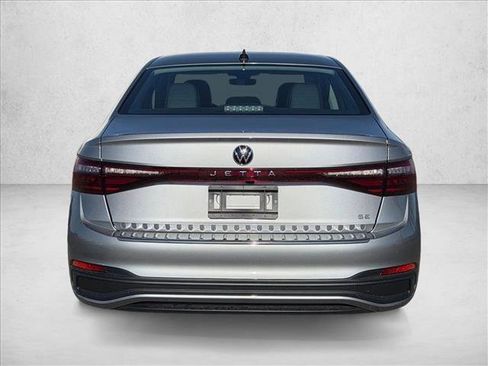 New 2026 Volkswagen Jetta SE FWD image 8