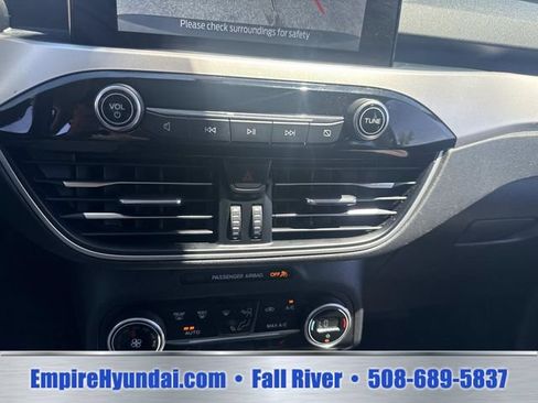 Used 2020 Ford Escape SE AWD/4WD image 23