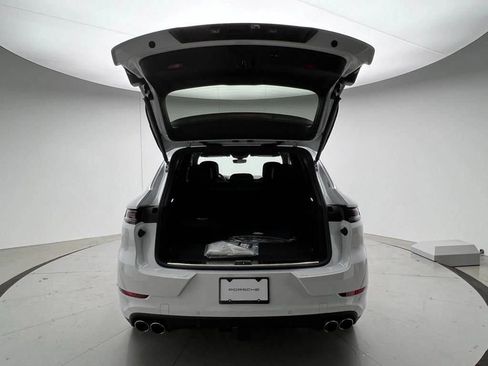 New 2026 Porsche Cayenne S image 20